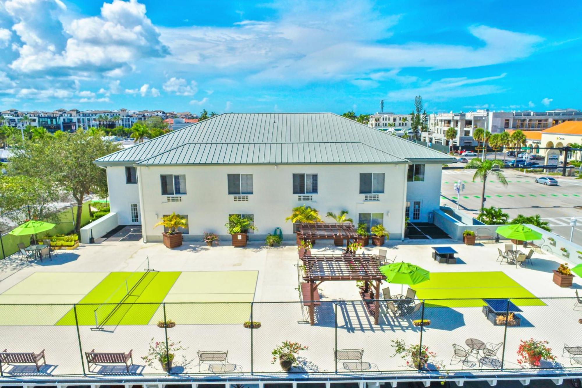 Naples Park Central Hotel Exteriér fotografie