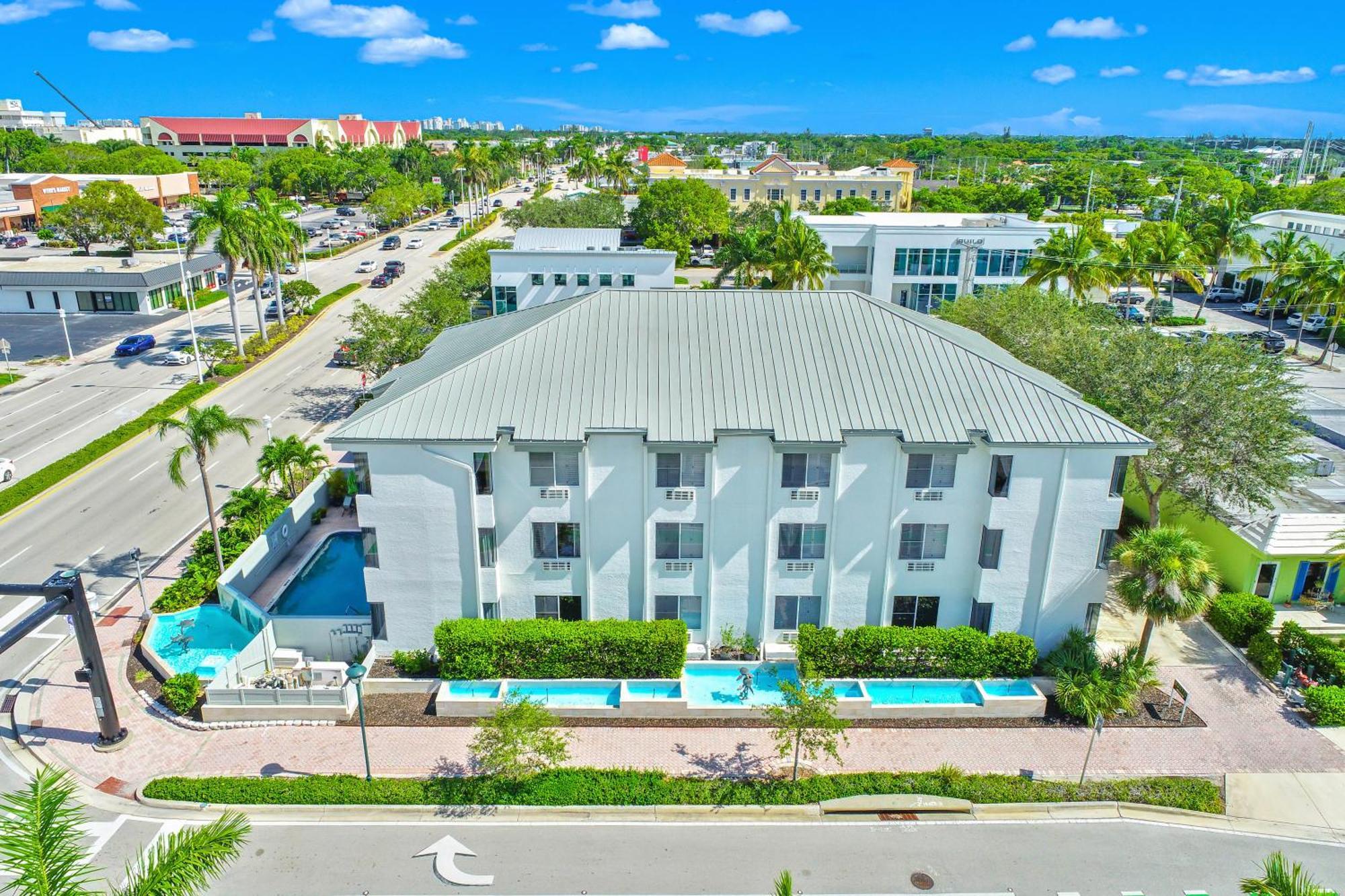 Naples Park Central Hotel Exteriér fotografie