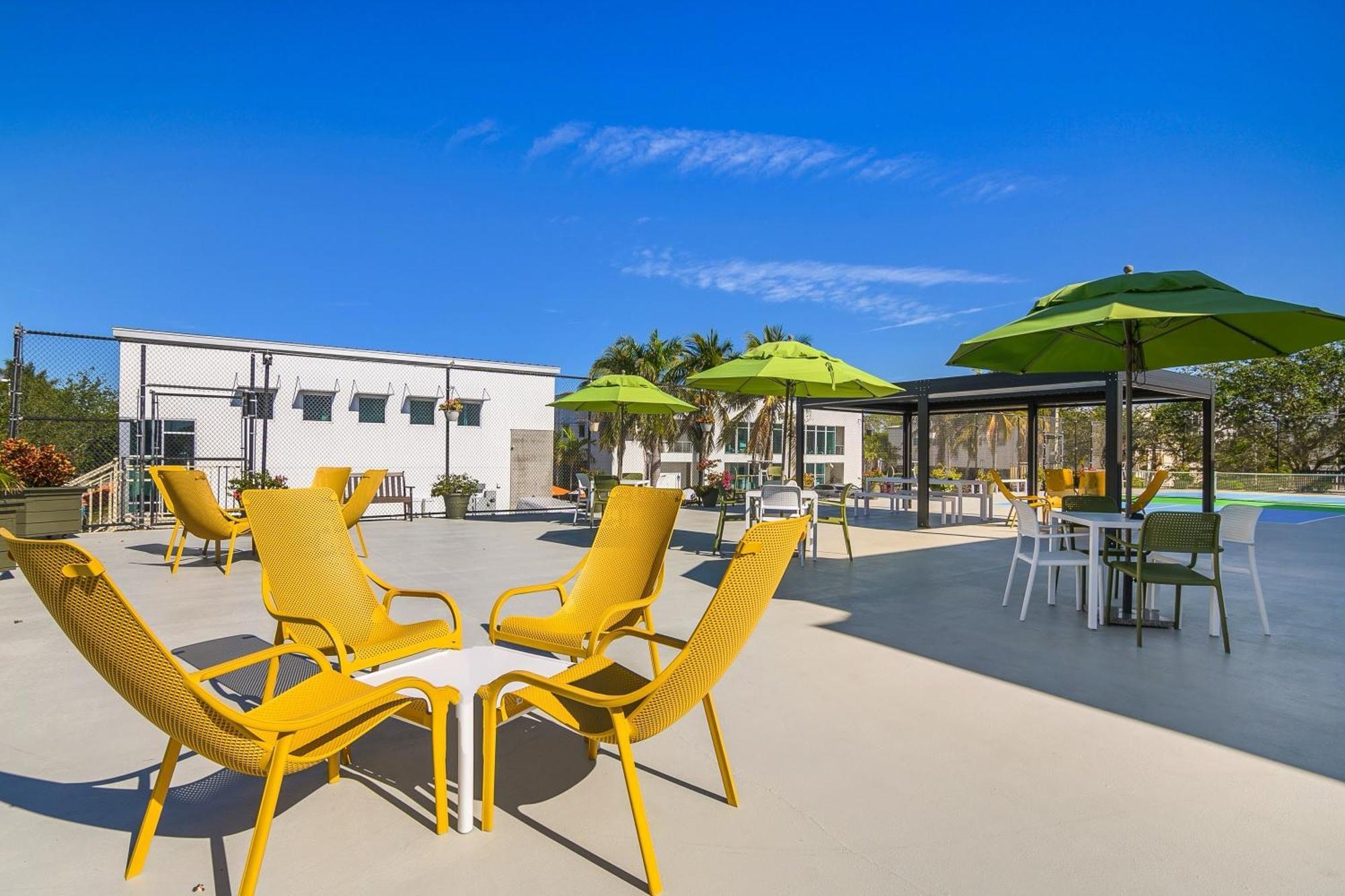 Naples Park Central Hotel Exteriér fotografie