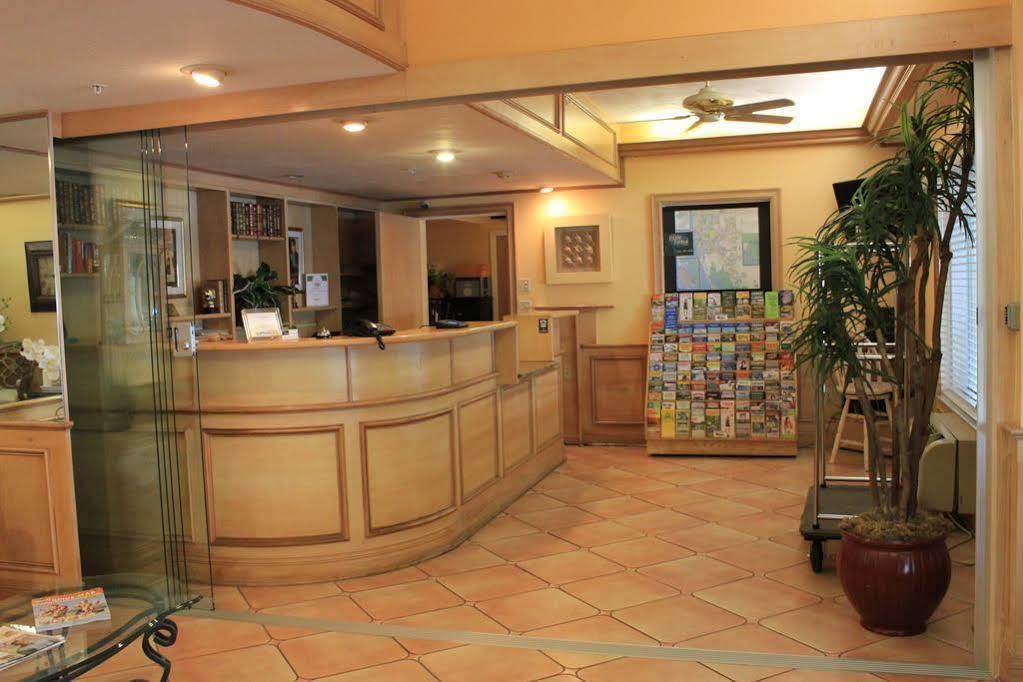 Naples Park Central Hotel Exteriér fotografie