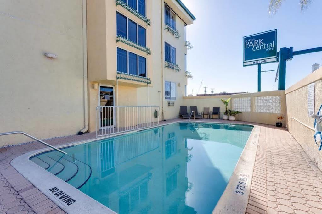 Naples Park Central Hotel Exteriér fotografie